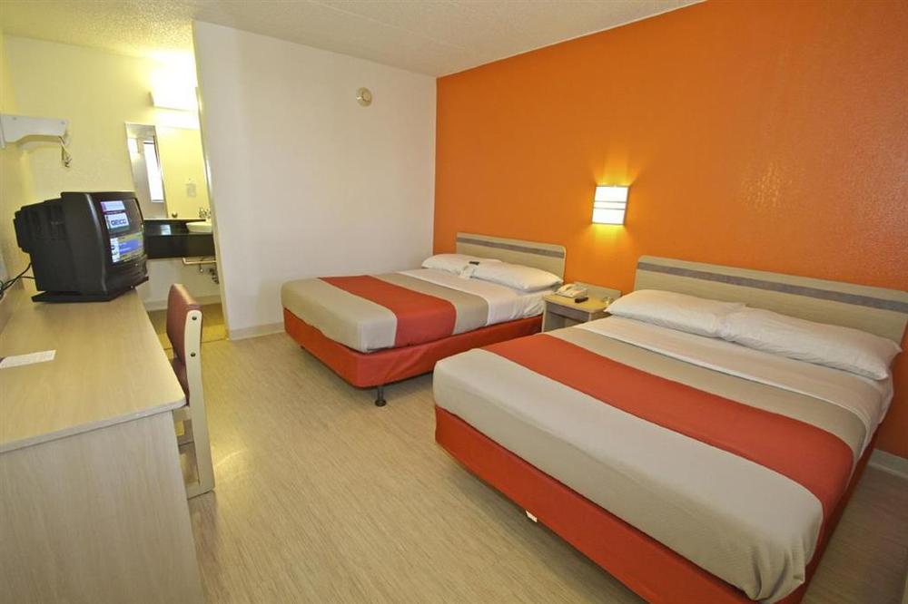 Motel 6 Chicago Southwest - Орора Номер фото